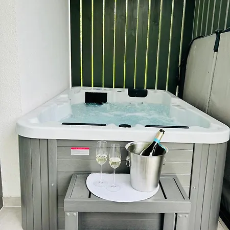 Aparthotel M26 Prémium Tihany